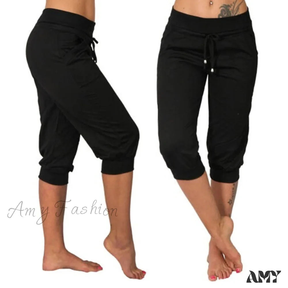 Amy Fashion - Casual Solid Color Low Rise Capri Pants - Image 3