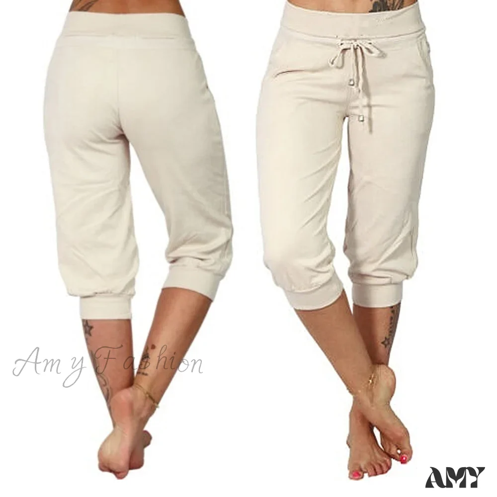Amy Fashion - Casual Solid Color Low Rise Capri Pants - Image 4