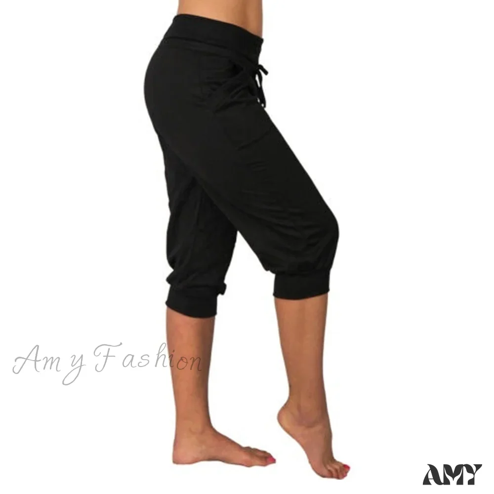 Amy Fashion - Casual Solid Color Low Rise Capri Pants - Image 6