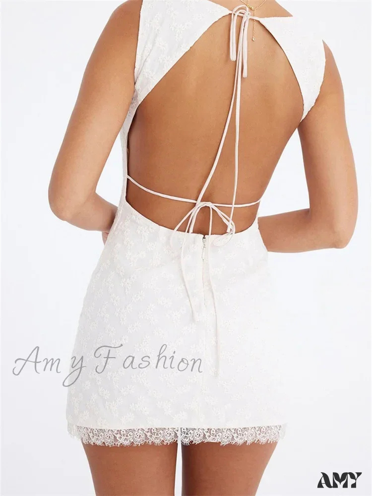 Amy Fashion - Lace Floral Elegant Sleeveless Backless Lace Mini Dress - Image 2
