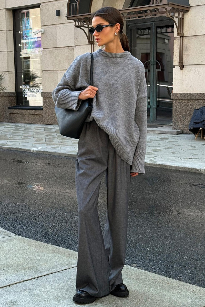 Classic Solid Crew Neck Relaxed Knit Sweater - Image 4