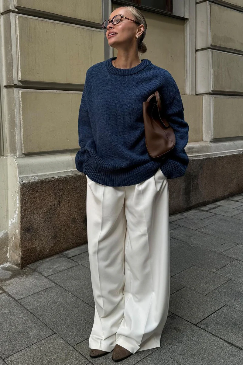 Classic Solid Crew Neck Relaxed Knit Sweater - Image 7