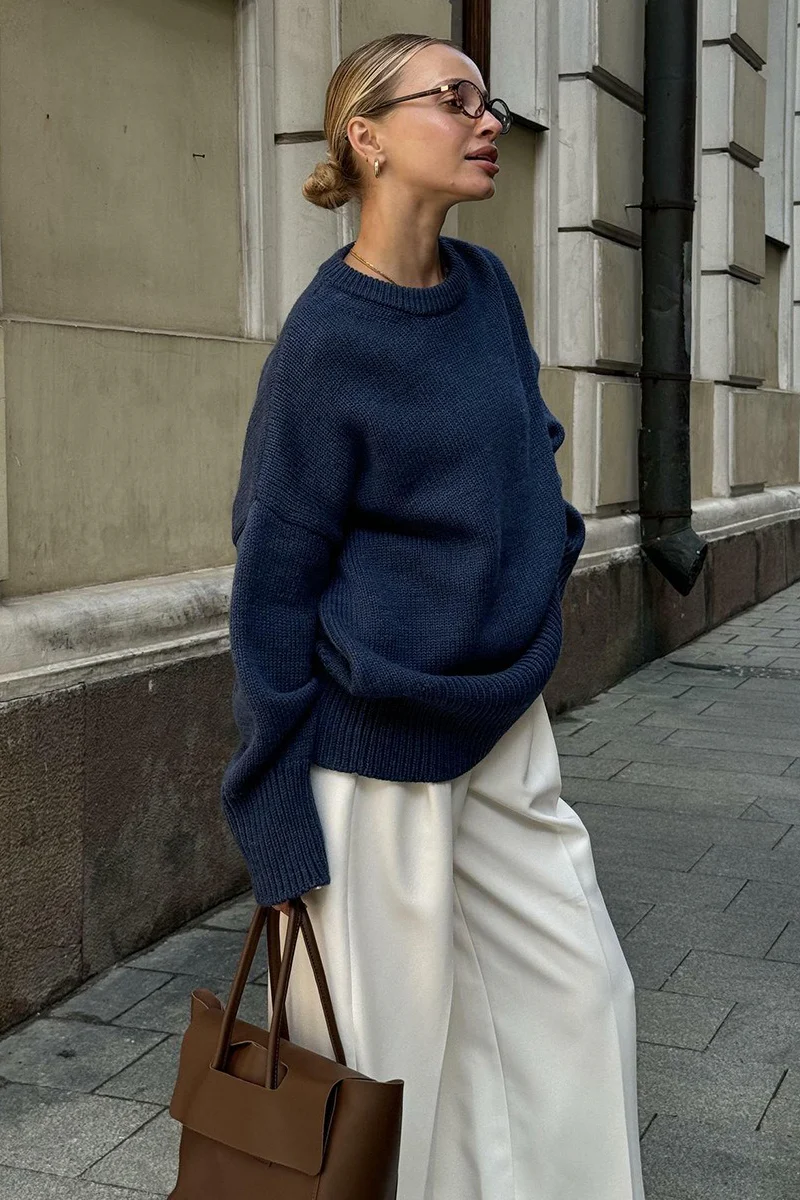 Classic Solid Crew Neck Relaxed Knit Sweater - Image 9