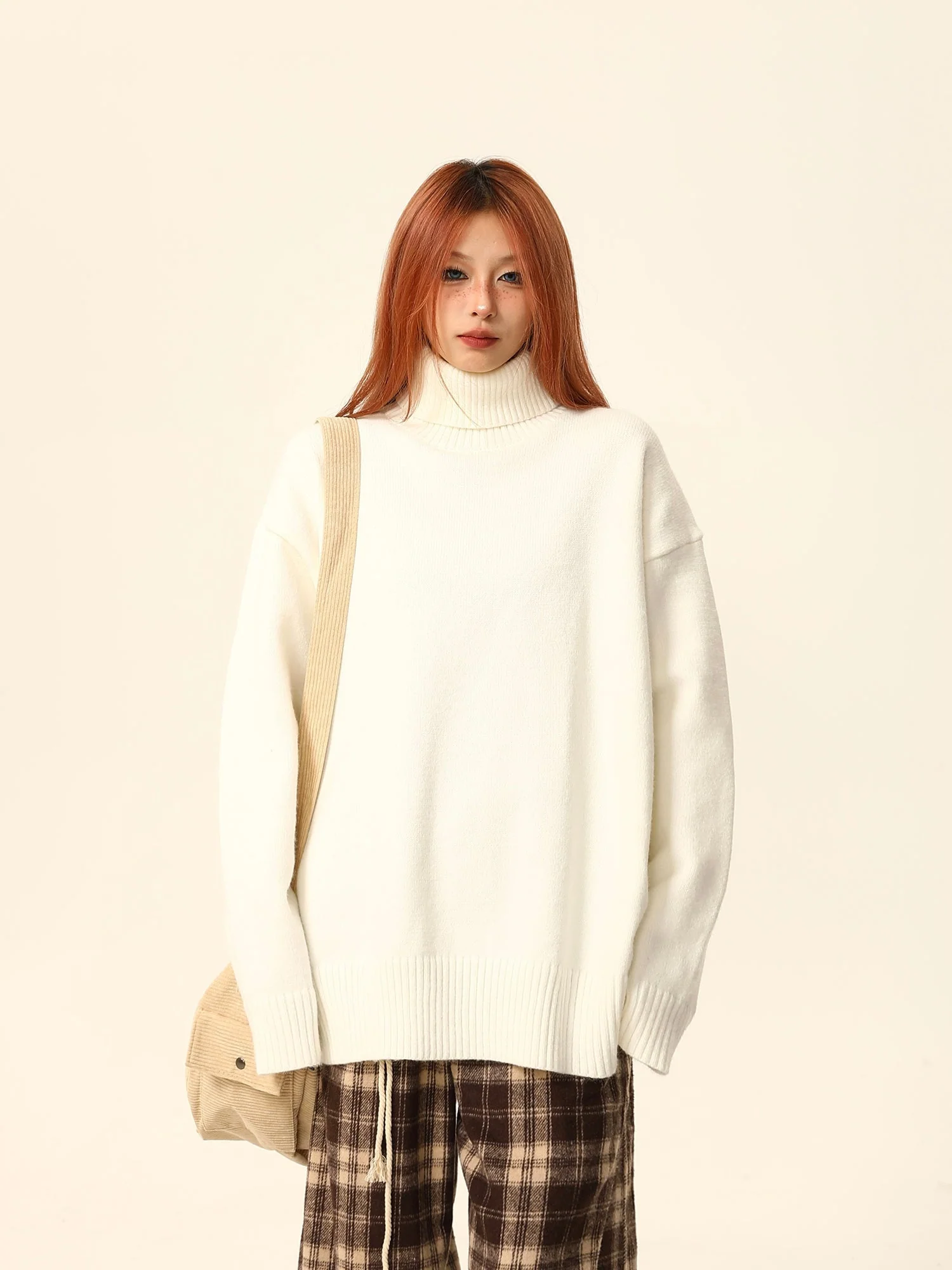 Turtleneck Boyfriend Sweater - Image 6