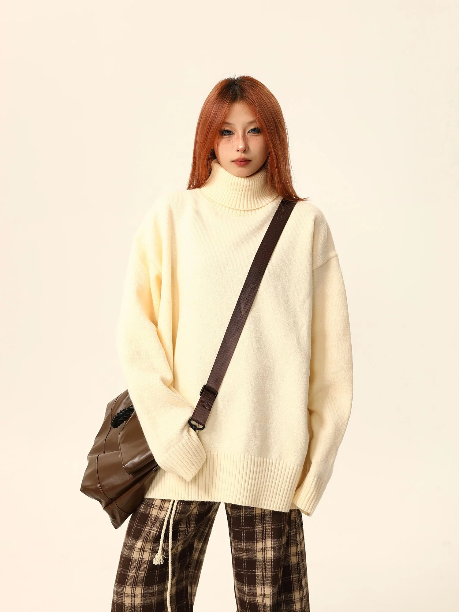 Turtleneck Boyfriend Sweater - Image 8