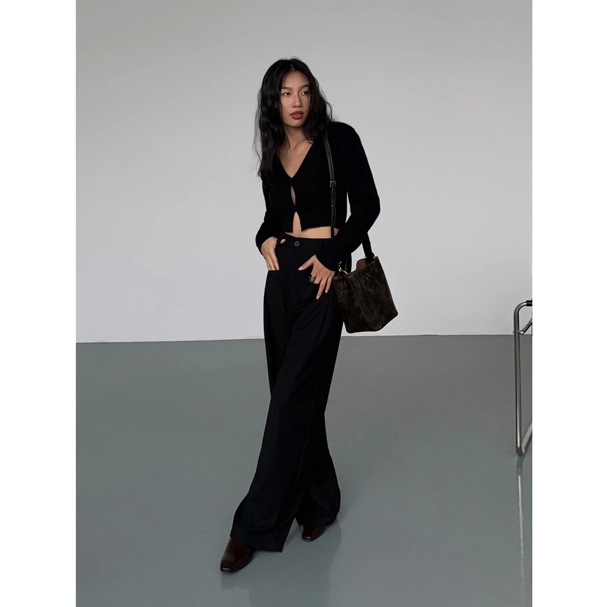 Black High-Waist Straight-Leg Suit Trousers - Image 4