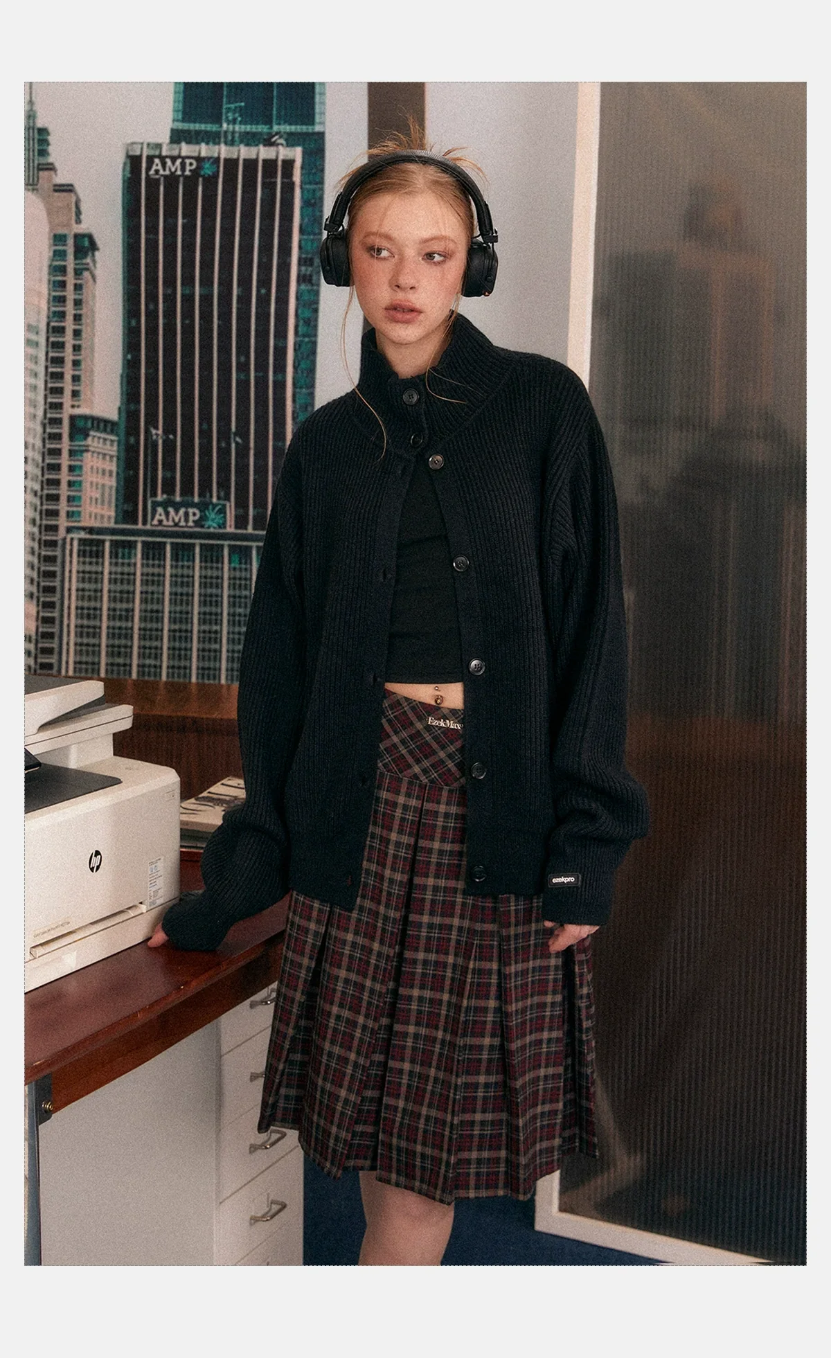 Ribbed Knit Texture Button-Up Cardigan - Image 5