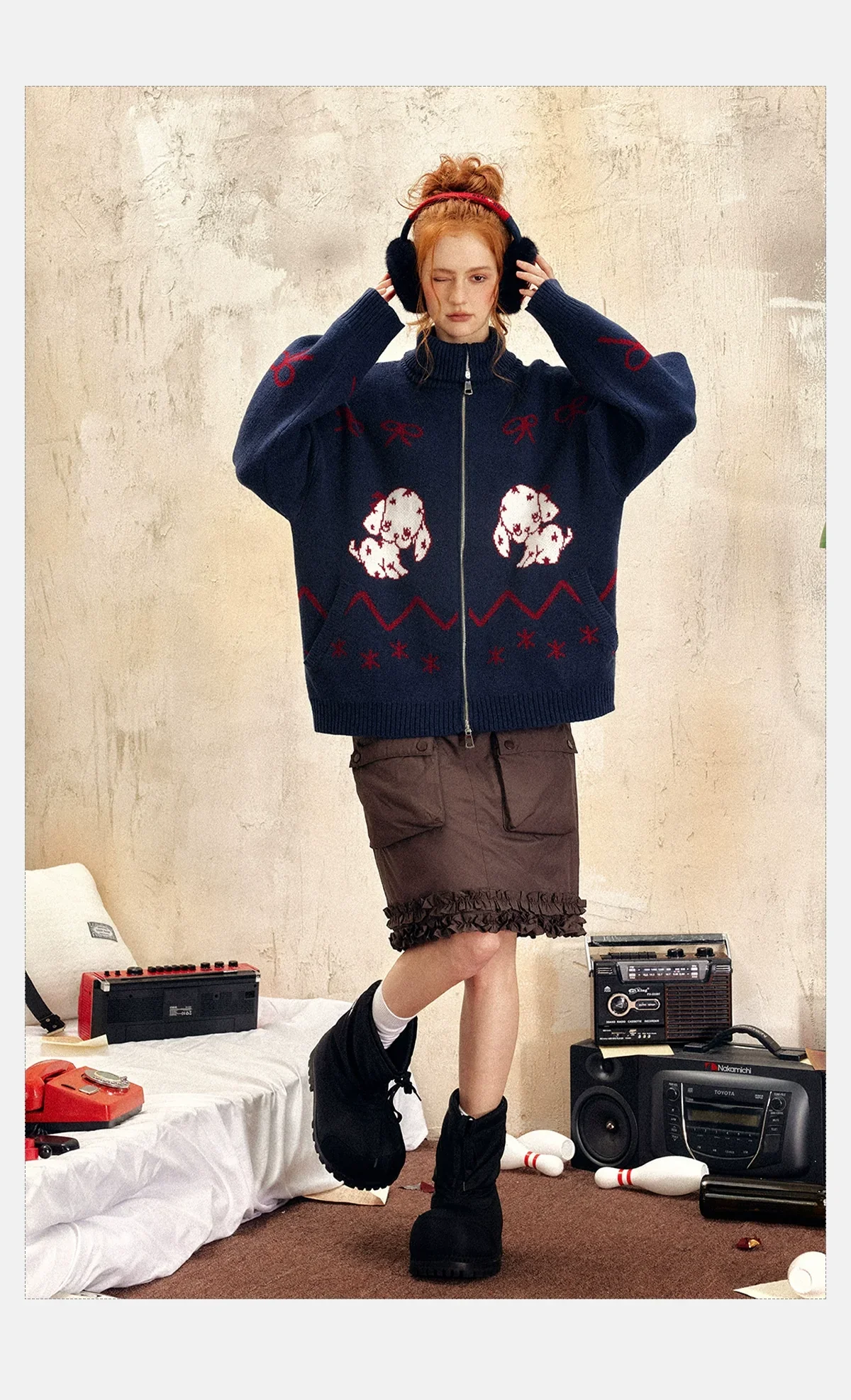 Oversized Zip-Up Sweater with Puppy Print - Image 4