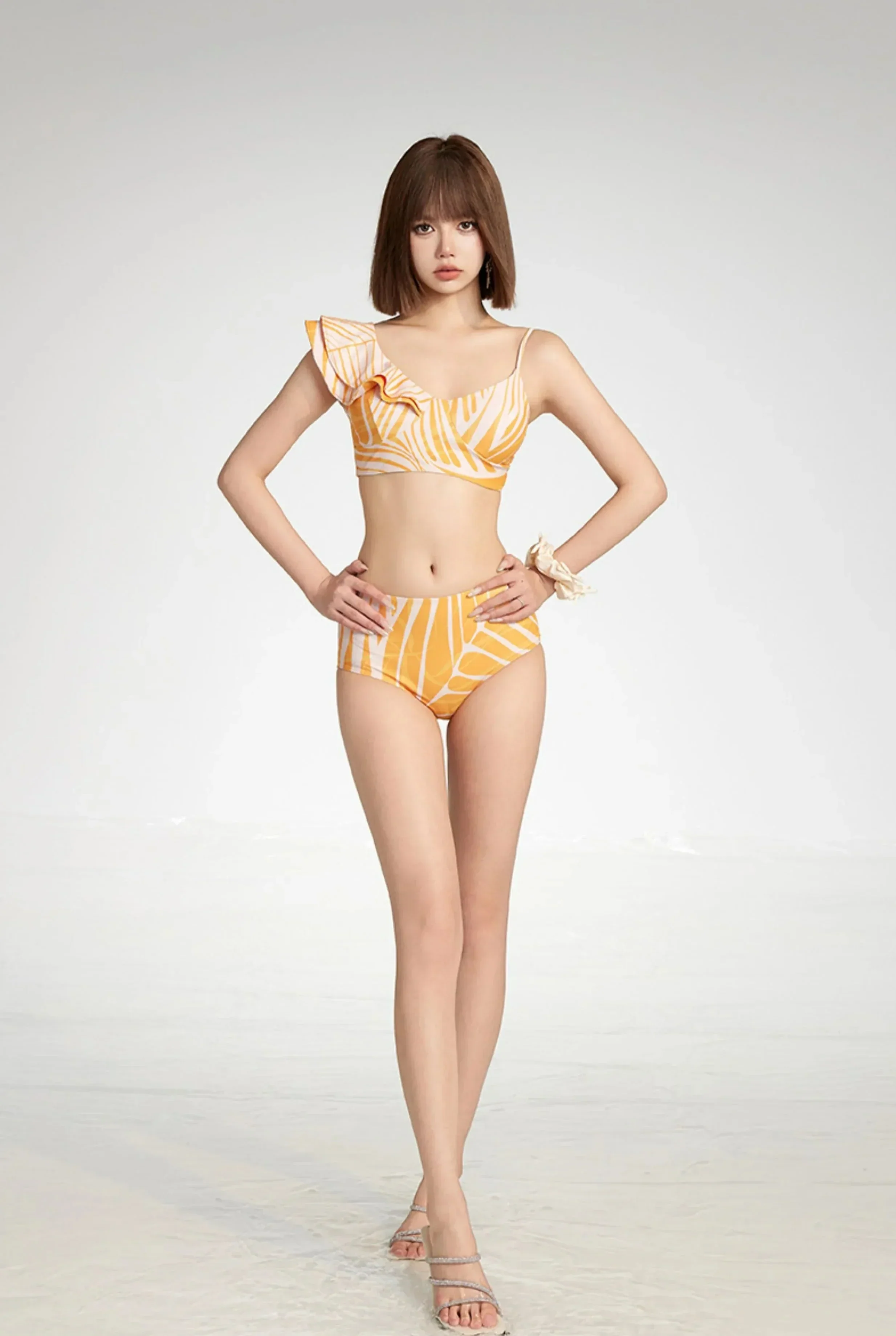Abstract Print Ruffle Bikini Set - Image 6