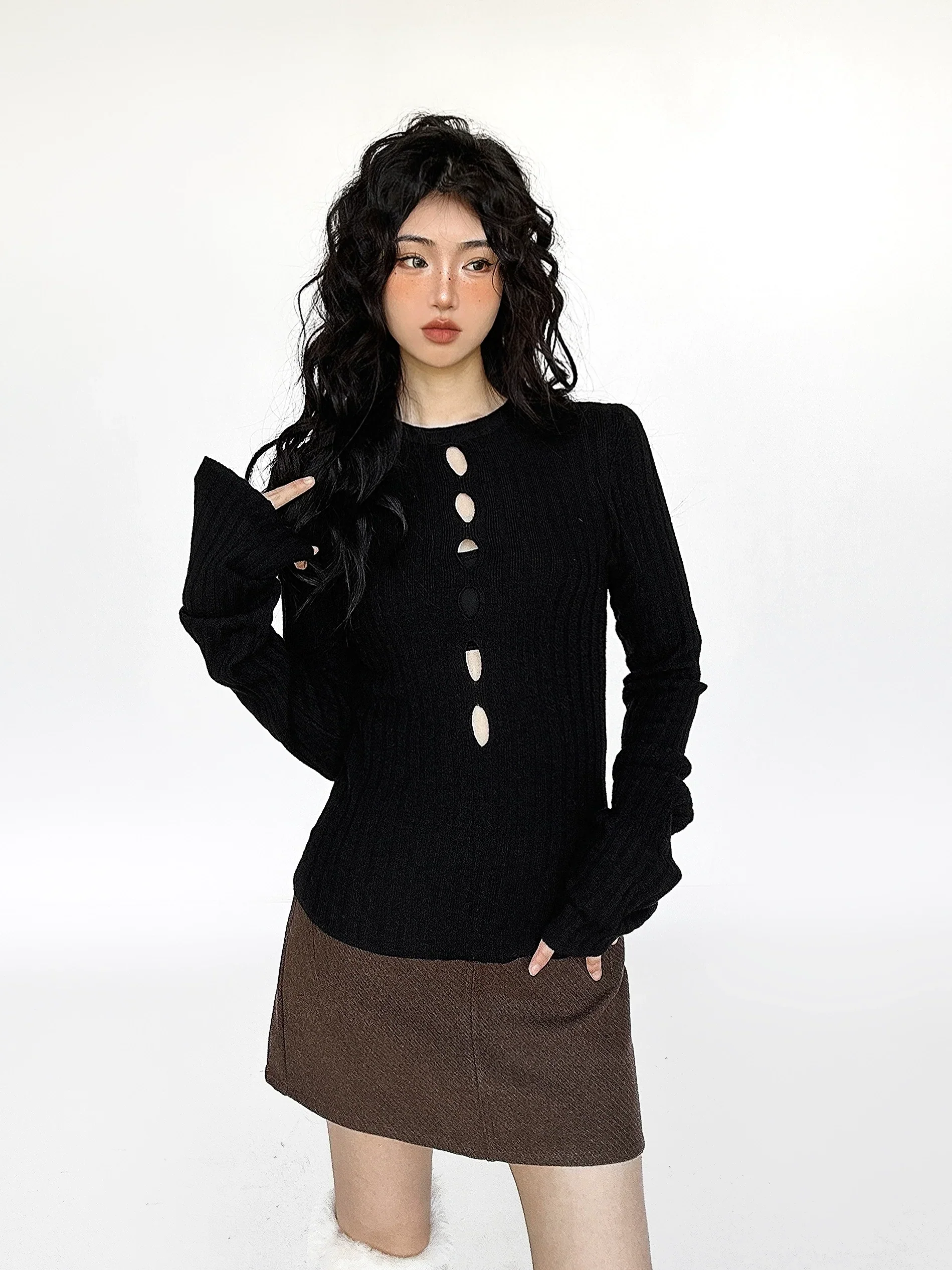 Cutout Ribbed Bell Sleeve Top - Image 11
