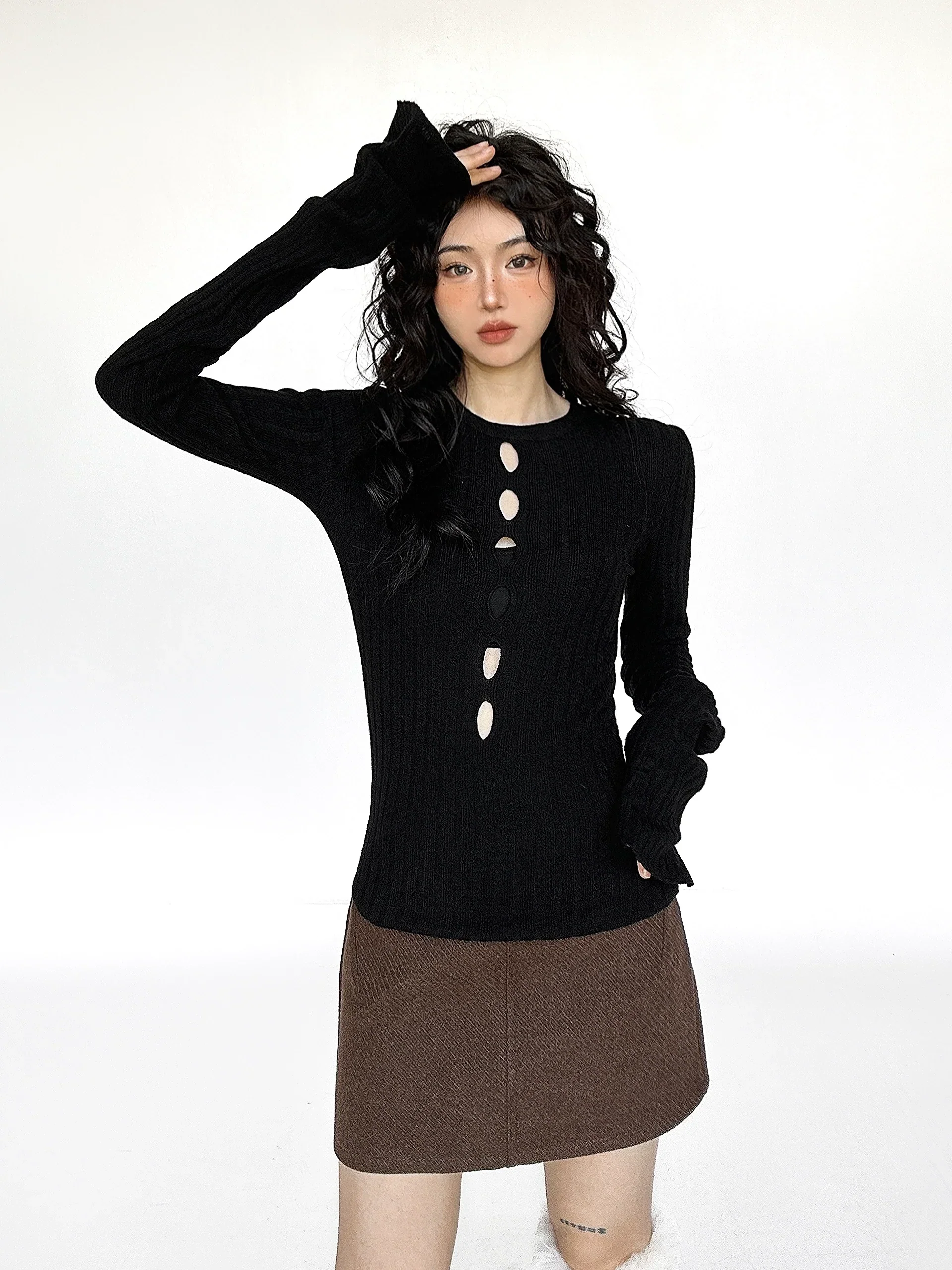 Cutout Ribbed Bell Sleeve Top - Image 12