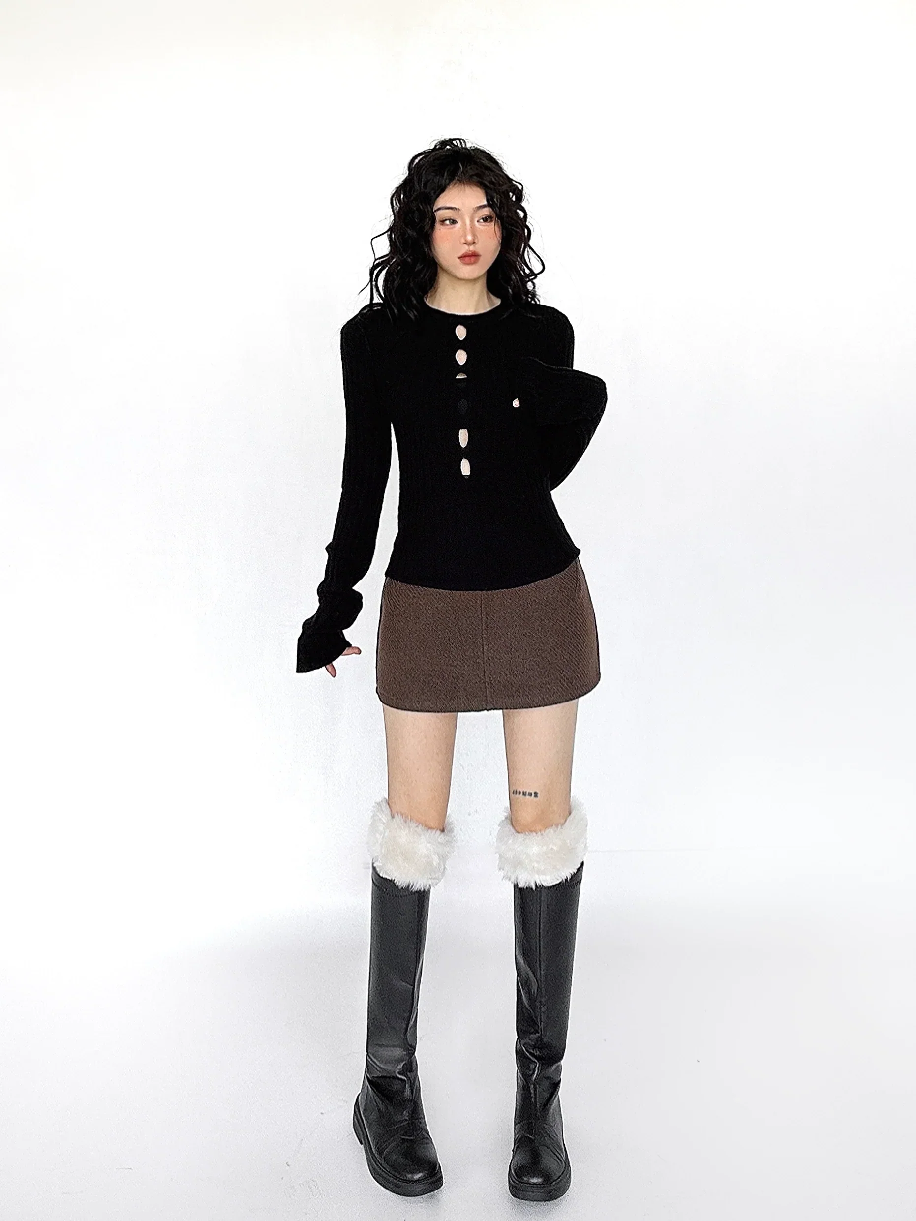 Cutout Ribbed Bell Sleeve Top - Image 14