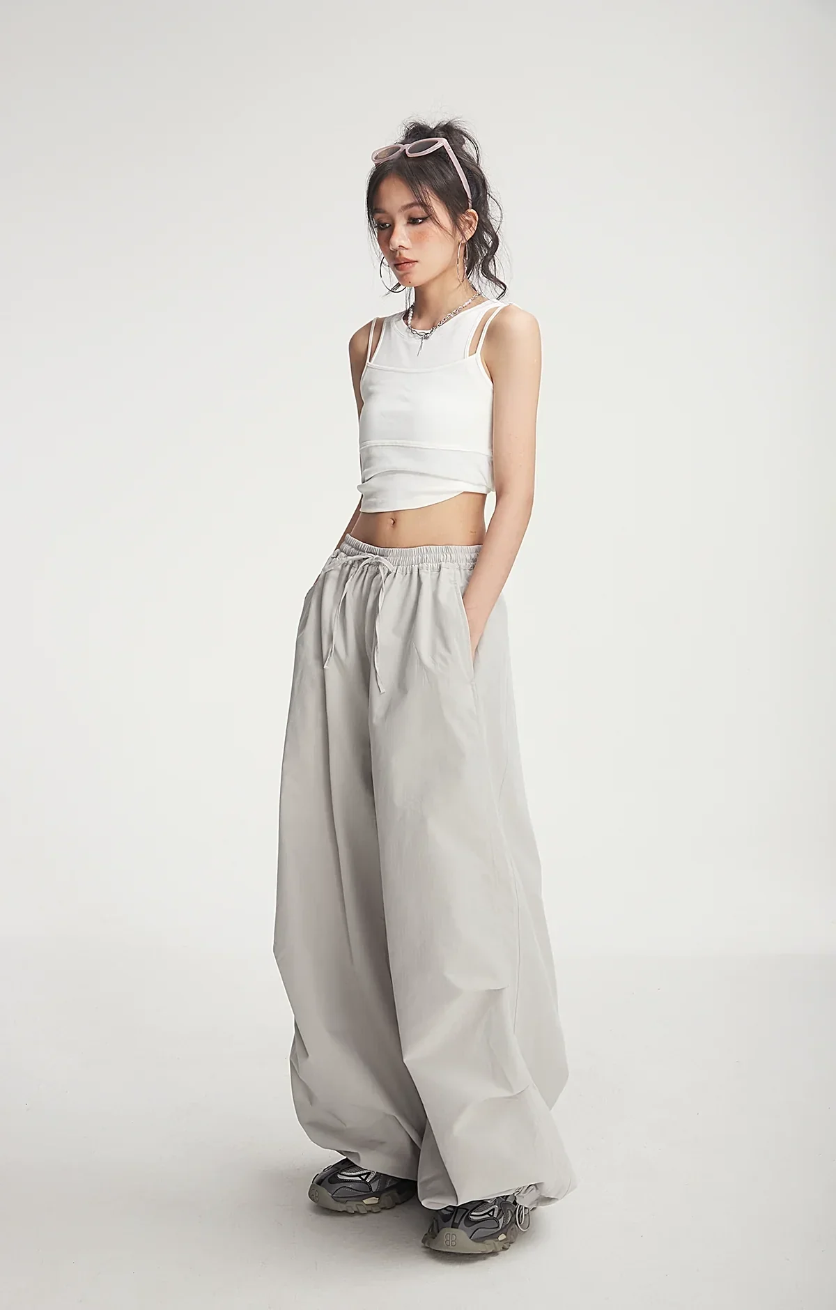 Balloon Drawstring Palazzo Pants - Image 10
