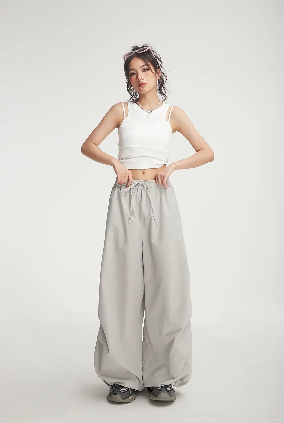 Balloon Drawstring Palazzo Pants - Image 15