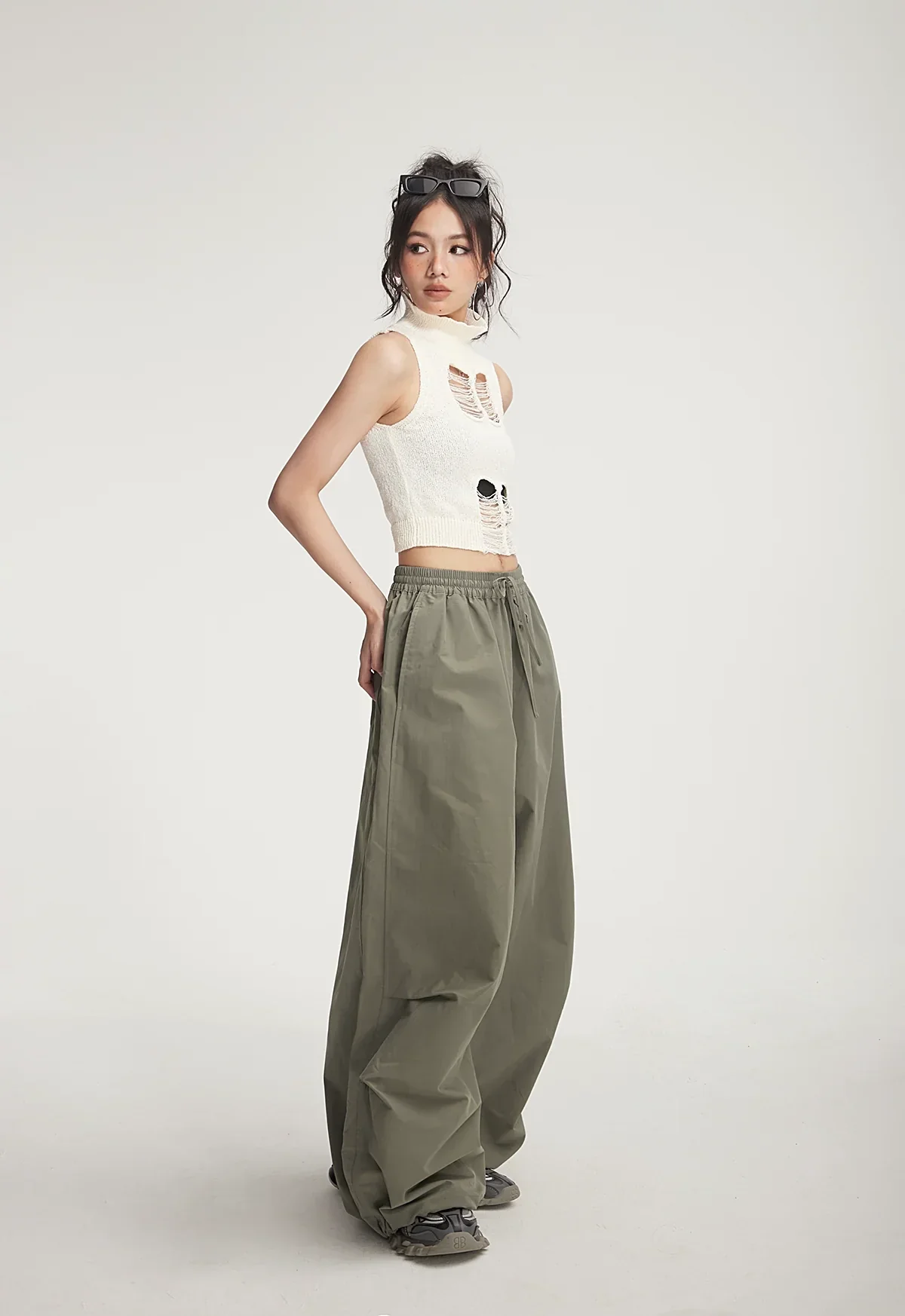 Balloon Drawstring Palazzo Pants - Image 2