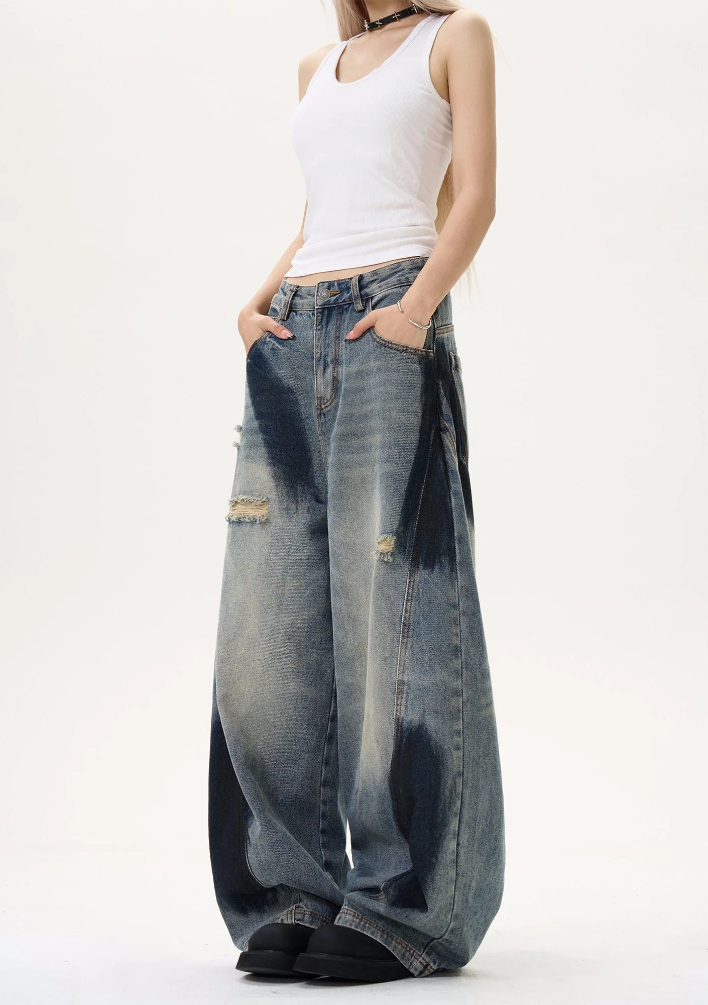 Distressed Bleach Washed Wide Leg Baggy Jeans - Image 3