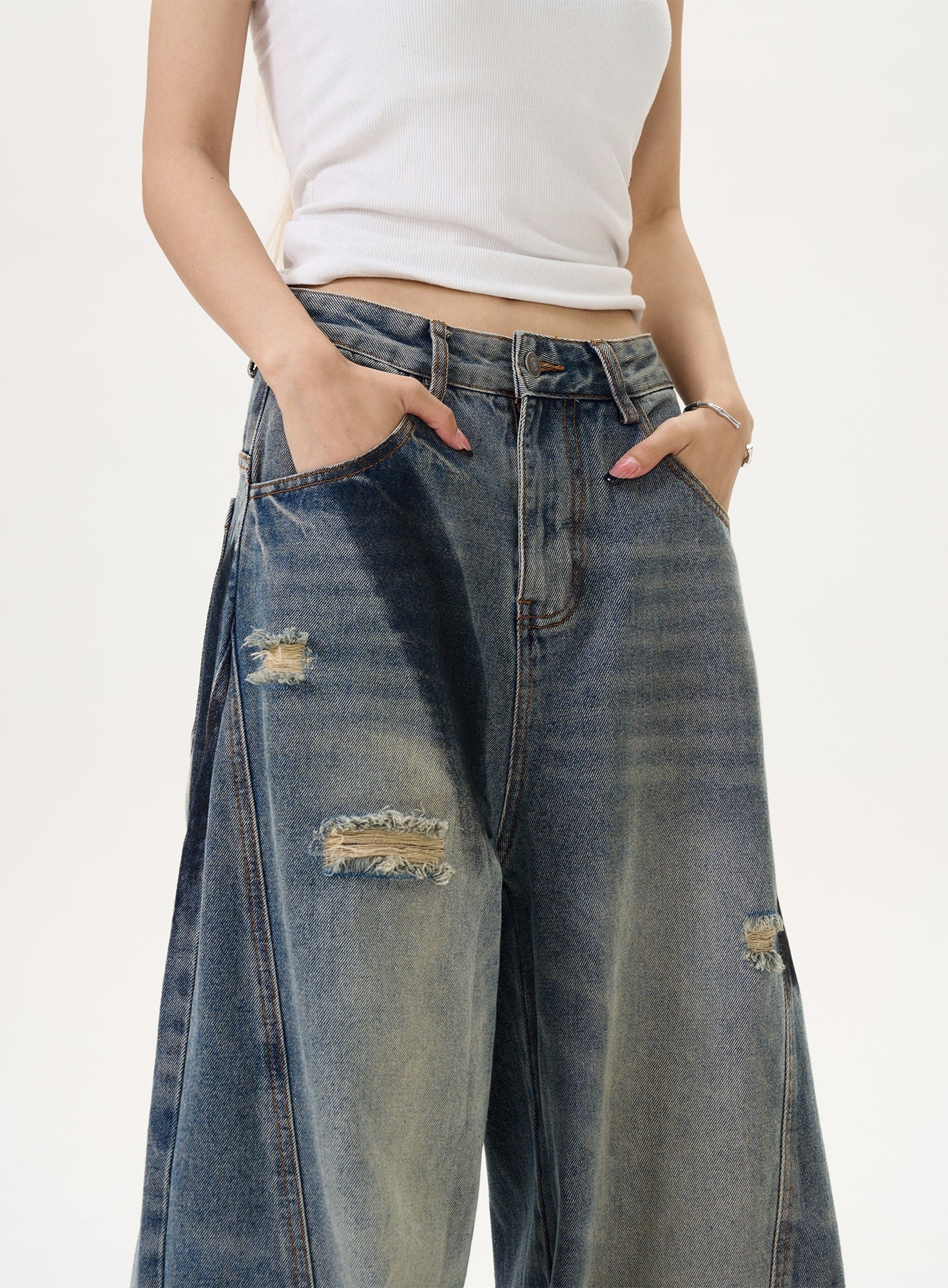 Distressed Bleach Washed Wide Leg Baggy Jeans - Image 4