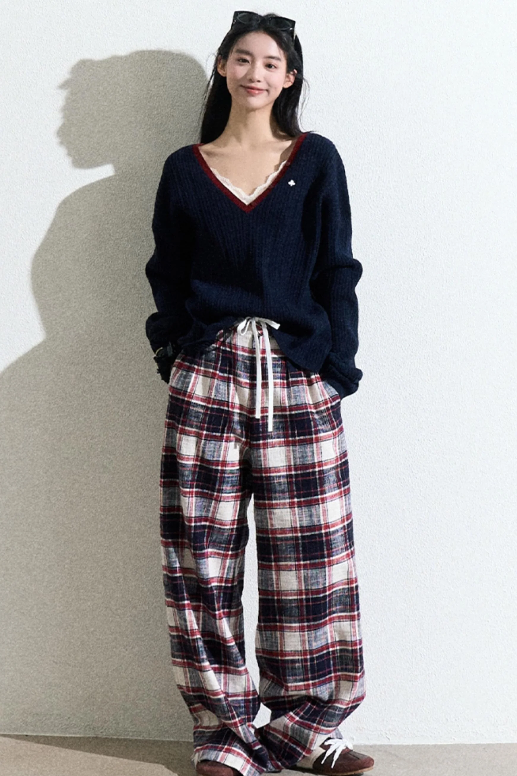 Navy V-Neck Knit Cardigan - Image 12
