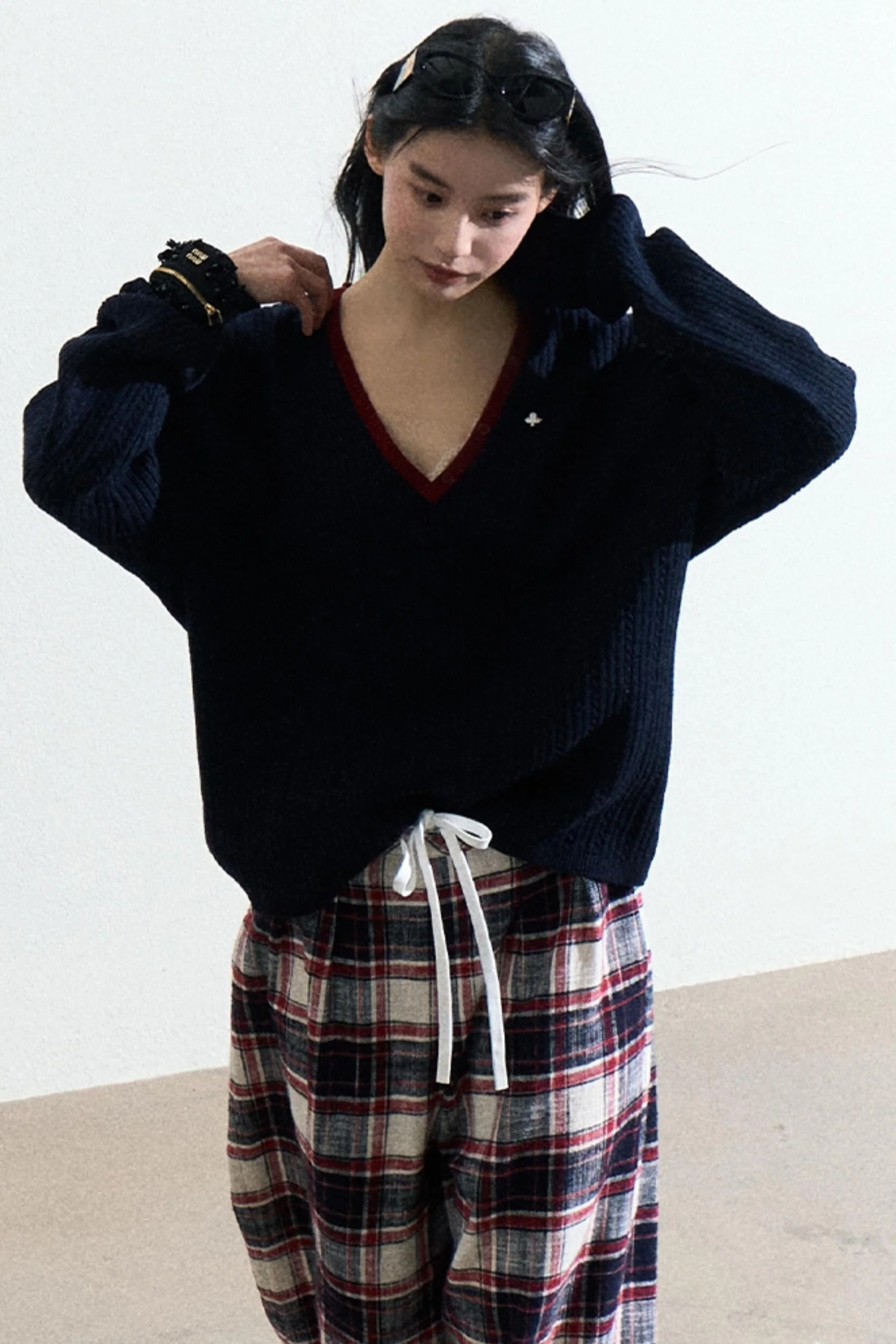 Navy V-Neck Knit Cardigan - Image 8