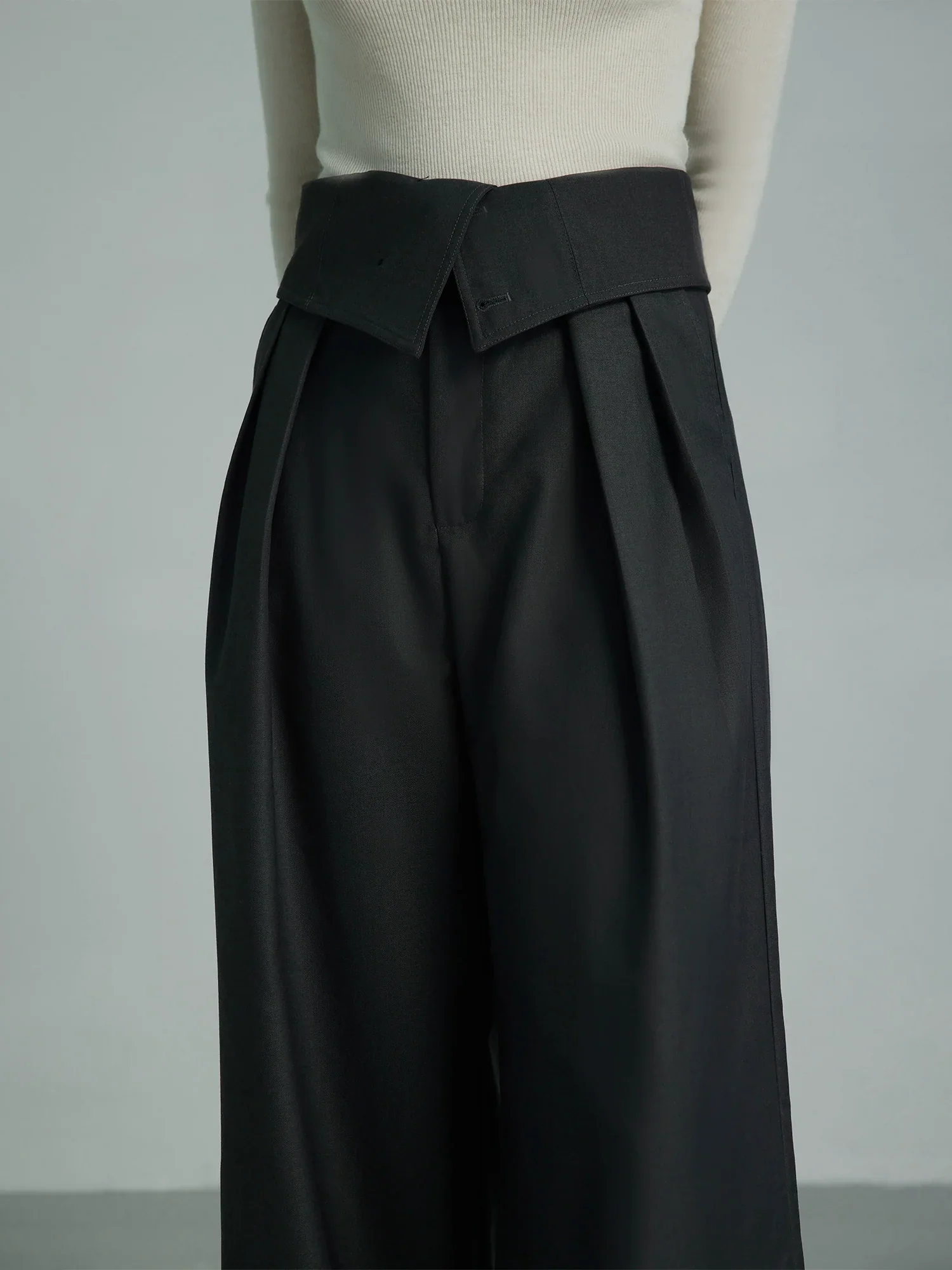 Black Wide-Leg High-Waist Trousers - Image 10