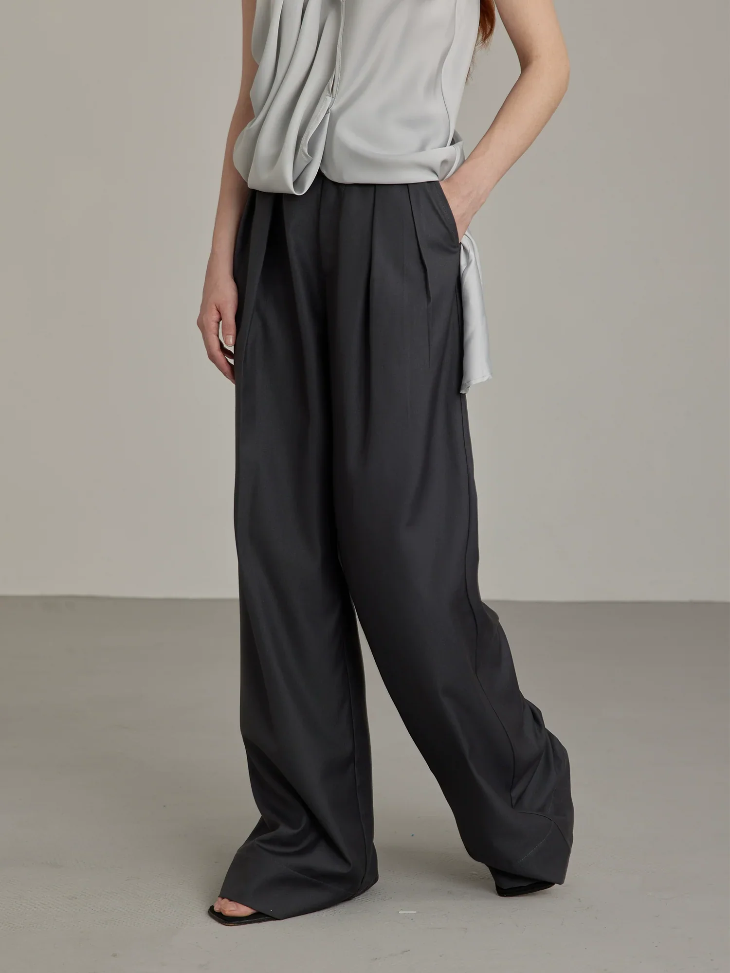 Black Wide-Leg High-Waist Trousers - Image 12