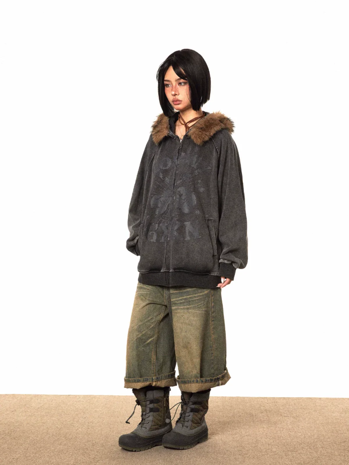 Fur-Trimmed Vintage Zip-Up Jacket - Image 8