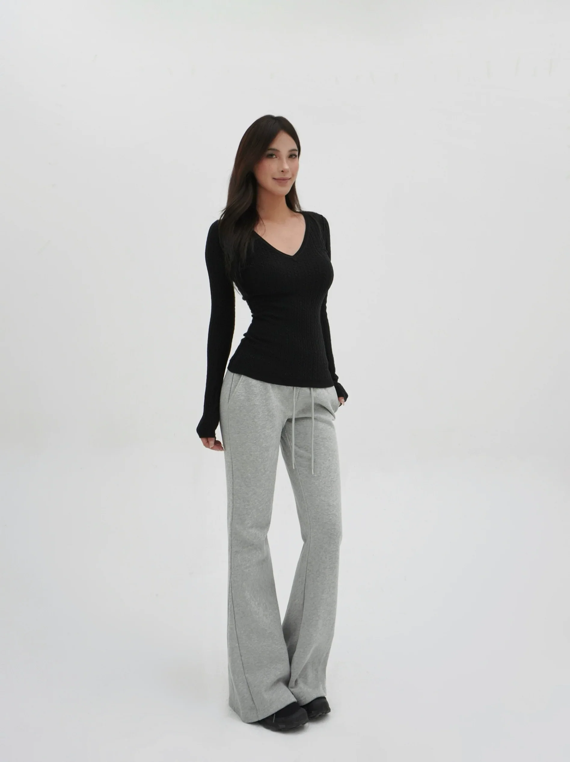 Low V-Neck Slim-Fit Long Sleeve Sweater - Image 10