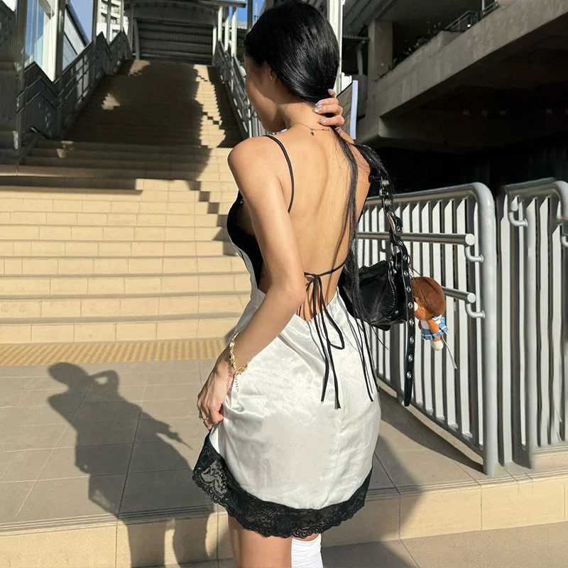 Lace V-neck Pleated Printed Satin Slip Dress - Image 5