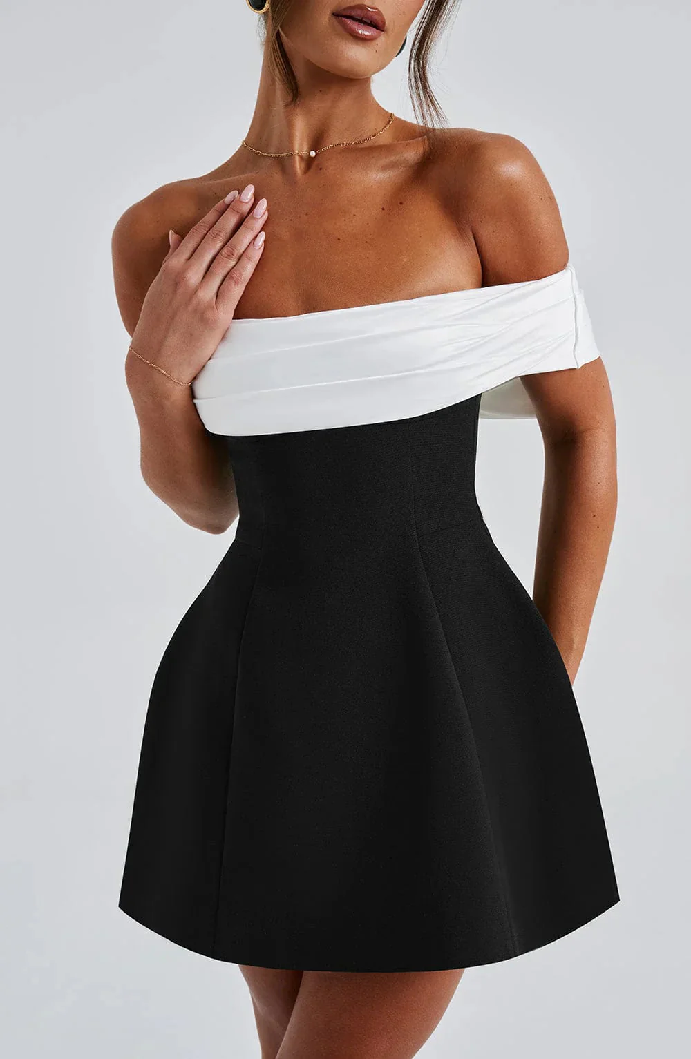 Sophisticated Mini Dress With A Bow Design - Image 5