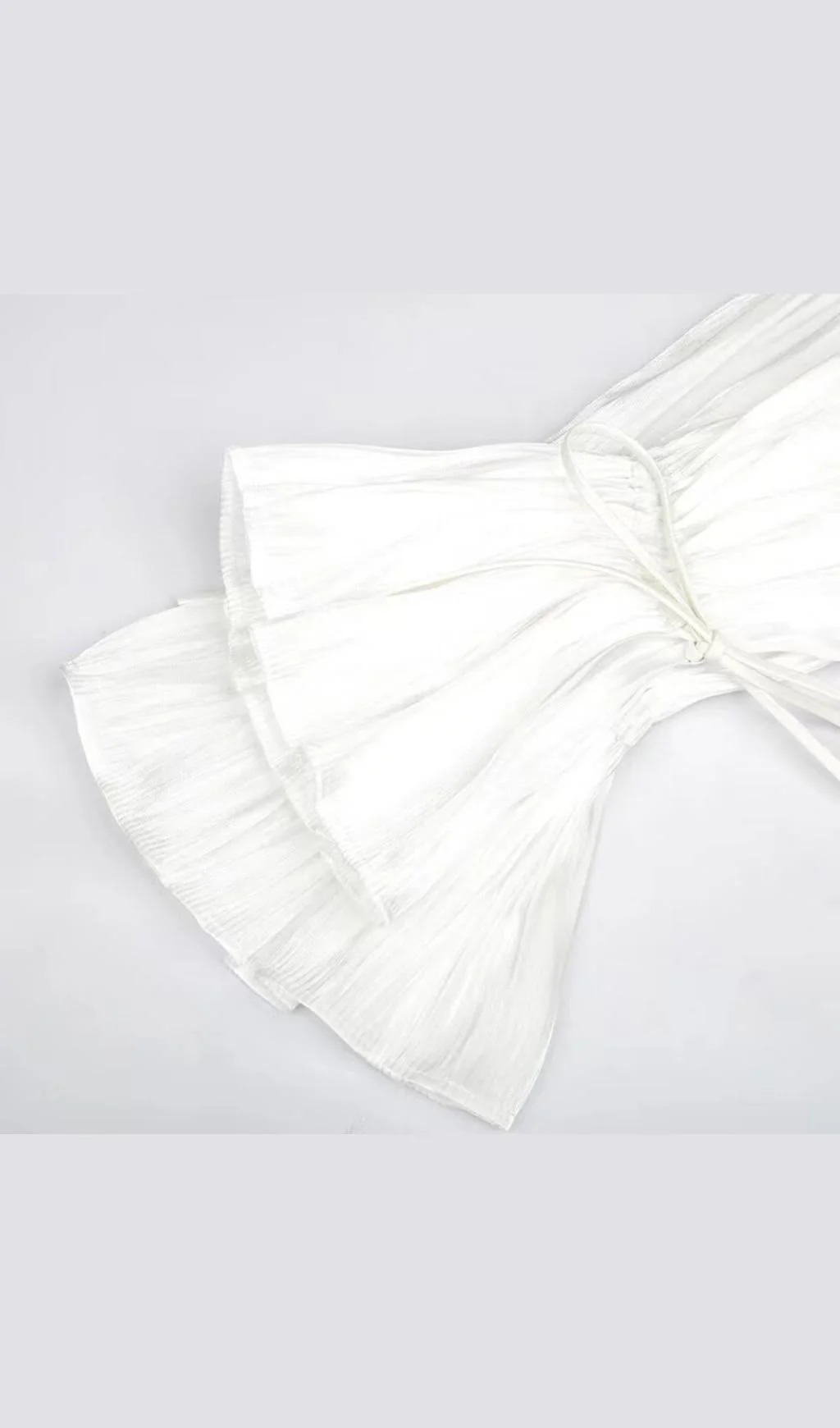 White LLace Sleeve Stitching Bandage Dress - Image 5