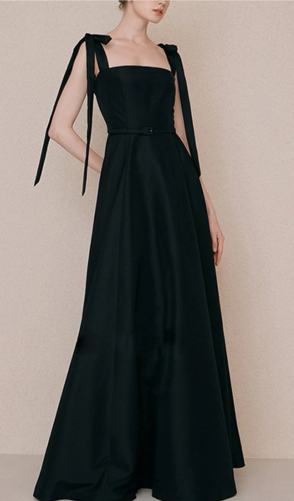 TIE Suspender Dress in Black - Image 4