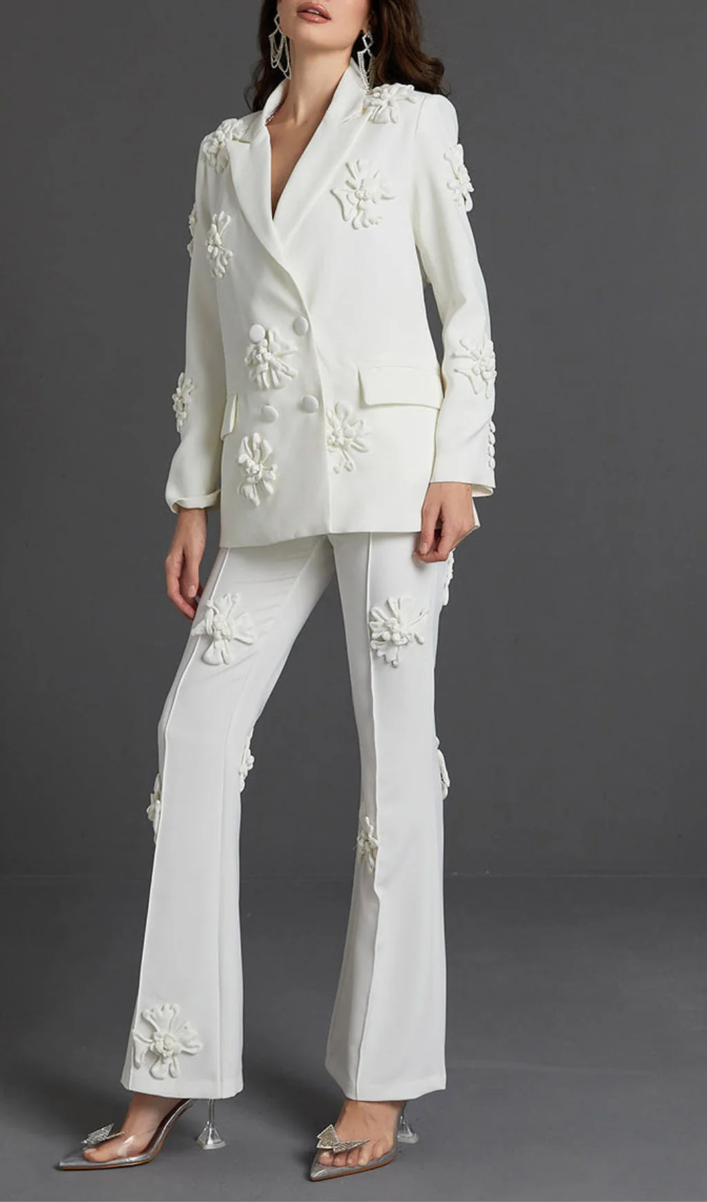 STEREO FLower MID-RISE JEANS in White - Image 4