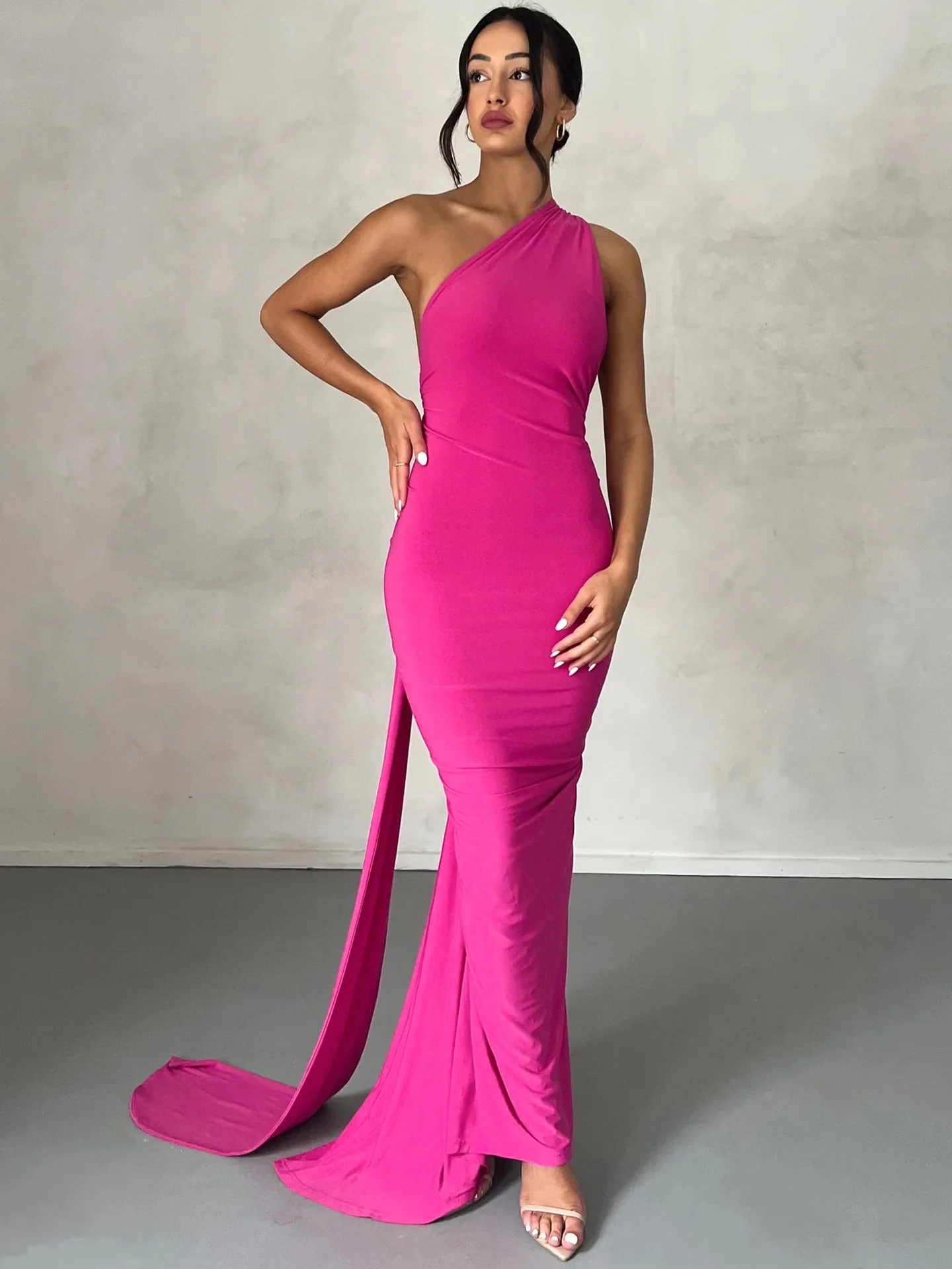 Halterneck Sleeveless Open Back Dress - Image 10