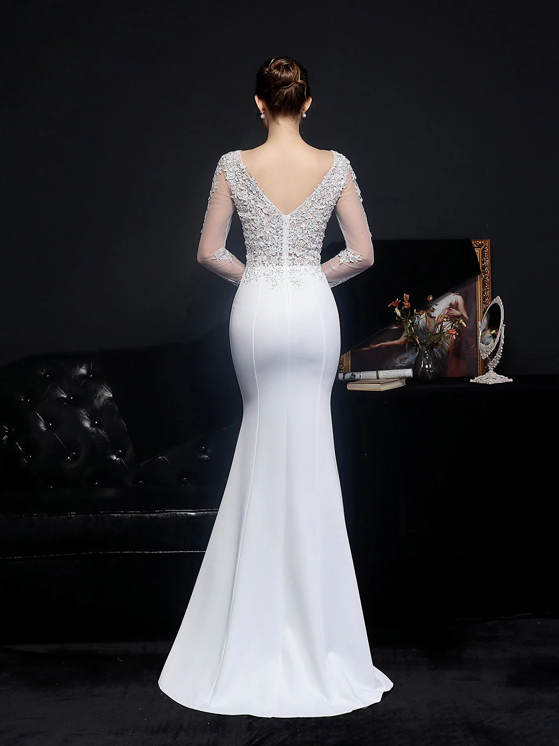 Lace long sleeved evening dress - Image 3