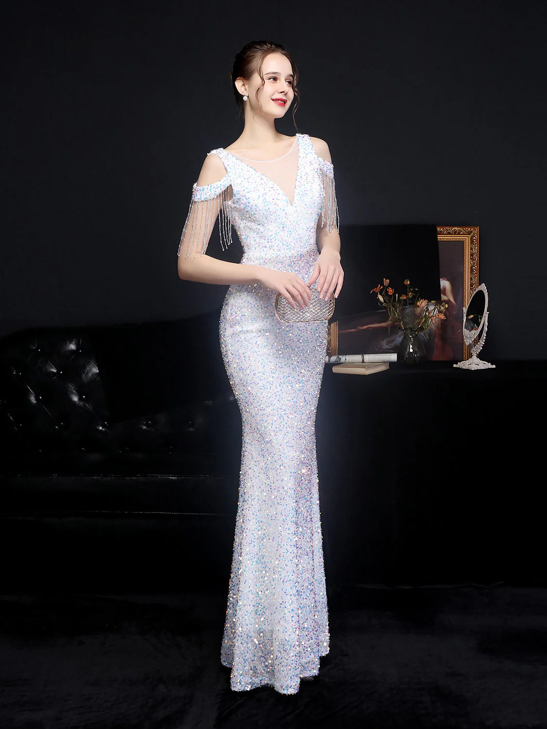 Shiny slim fishtail evening dress - Image 4