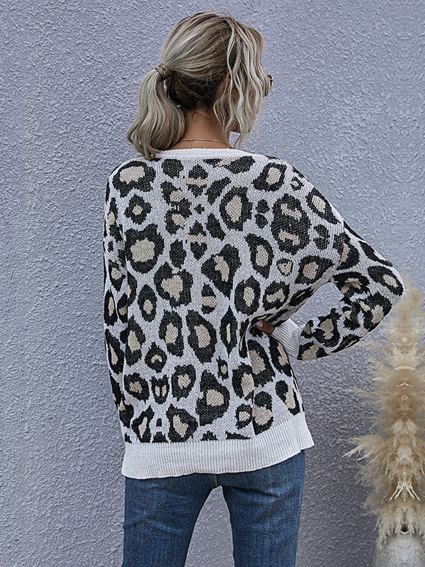 V-neck Leopard Print Knit Sweater - Image 2