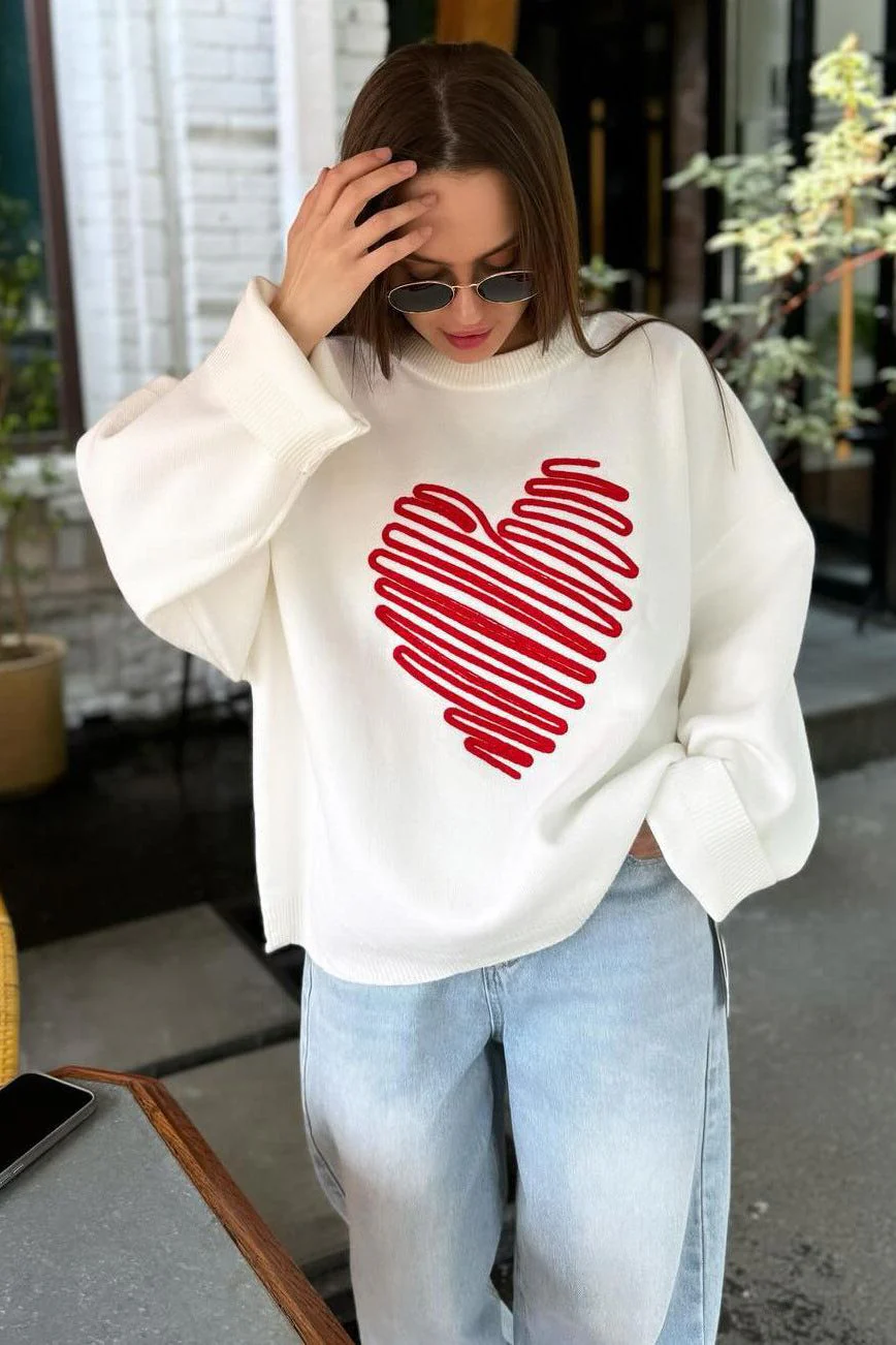 Temperament Streetwear Love Sweater - Image 3