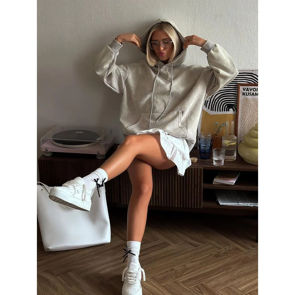 Retro Drawstring Hooded Sweatshirt - Image 4