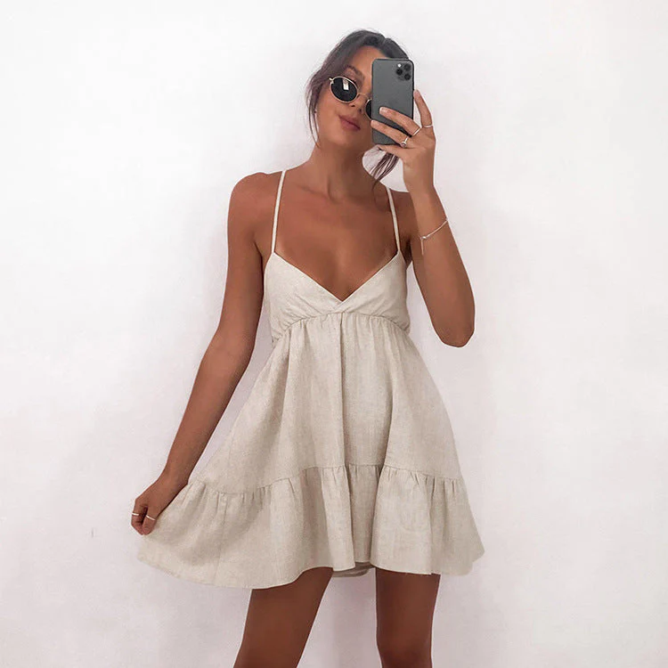 Retro Suspender V-neck Pleated Short Dress - Image 3