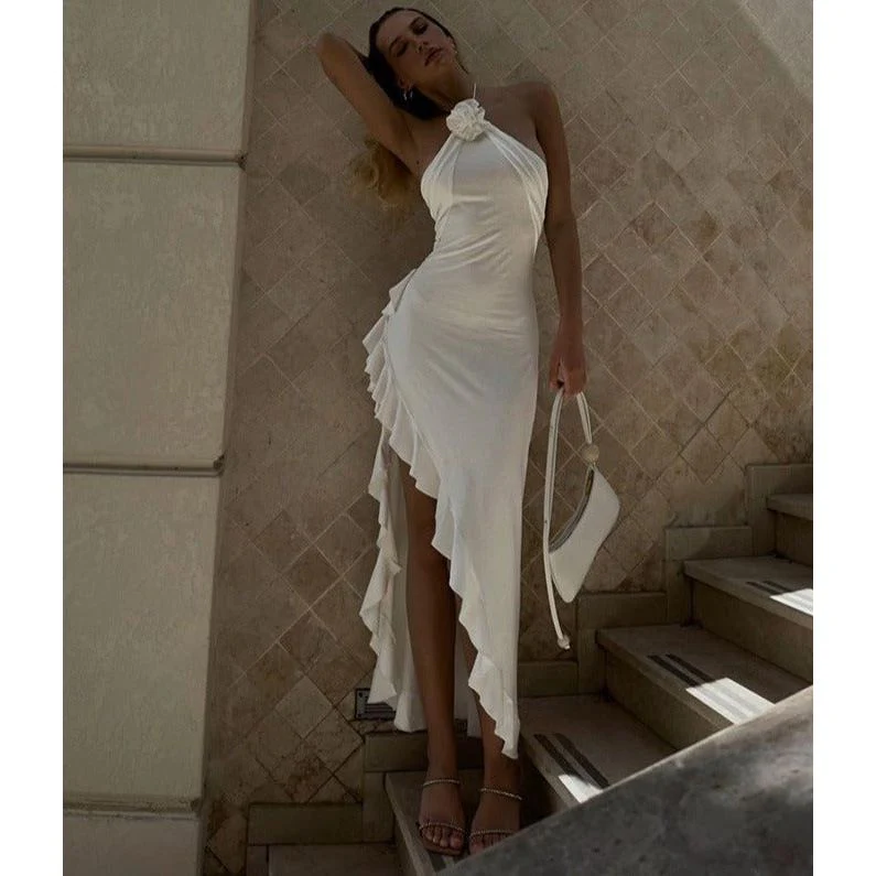 Halter Neck Lace Bodycon Dress - Image 2
