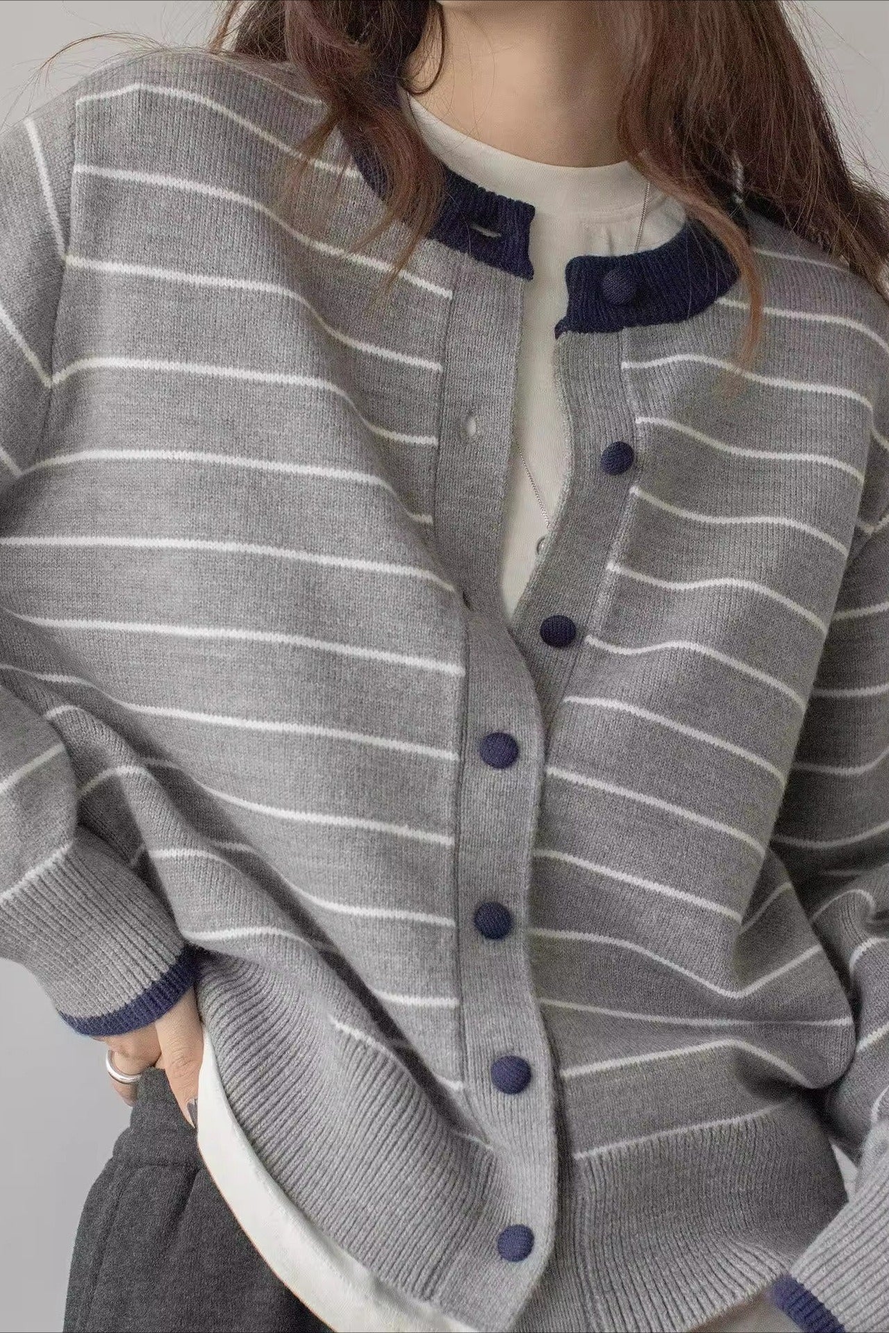 Color Block Stripe Crew Neck Embroidered Cardigan - Image 4