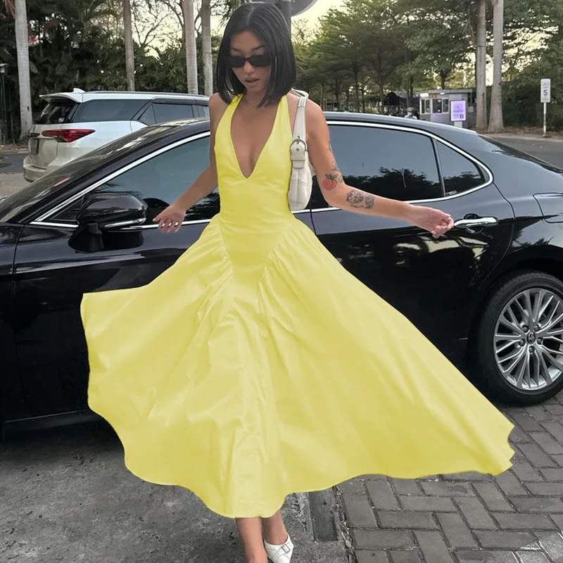 Deep V Neck Halter Pleated Prom Dress - Image 2