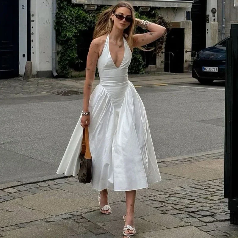 Deep V Neck Halter Pleated Prom Dress - Image 4