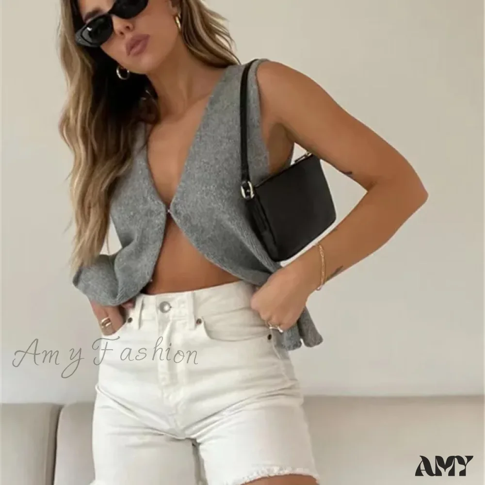 Deep V Sexy Summer New Sleeveless Knitted Simple Street Crop Top - Image 3