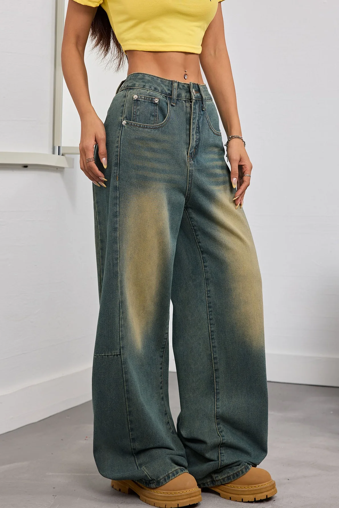 Embroidered Washed Retro Wide-Leg Jeans - Image 5
