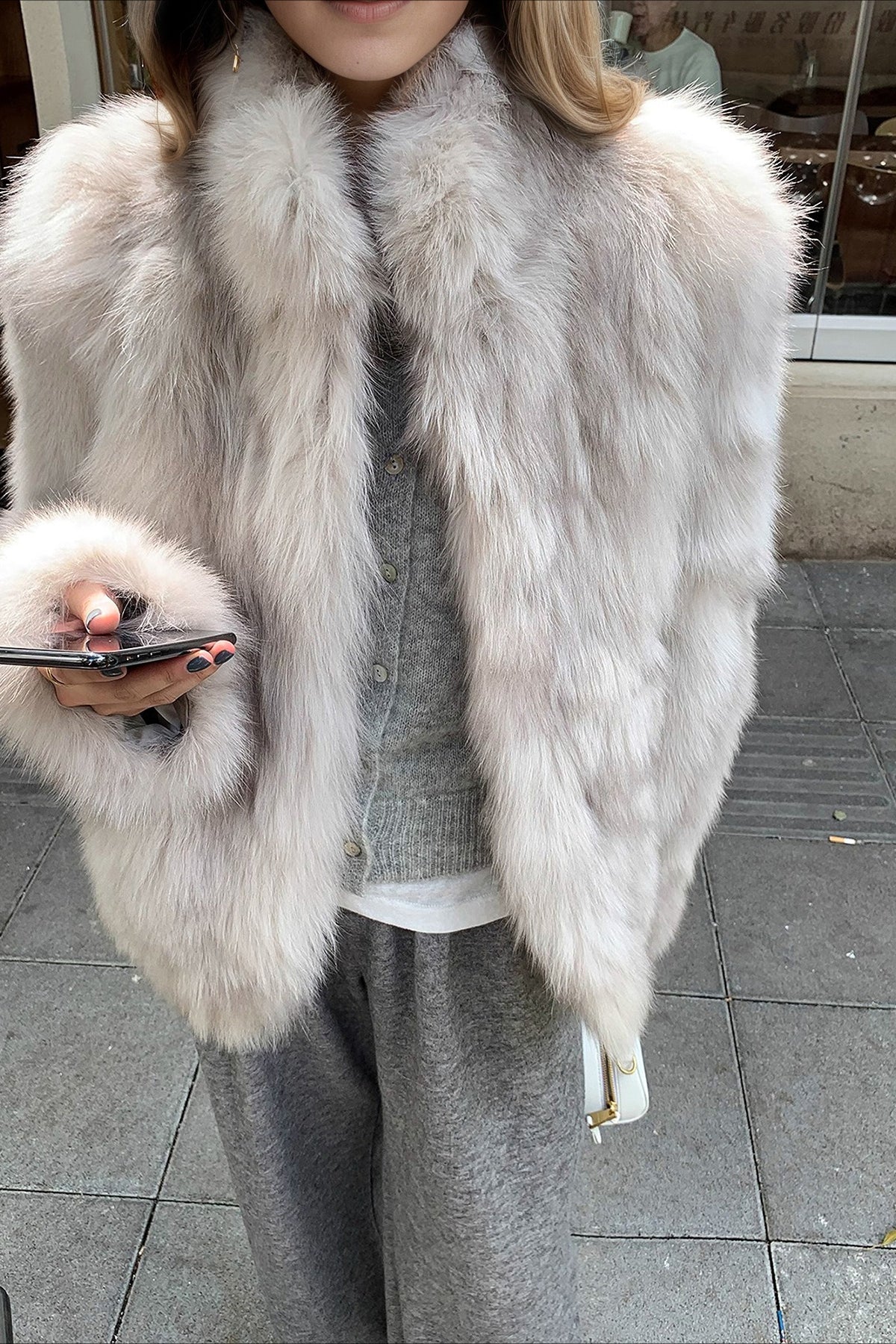 Faux Fox Fur Stand Collar Short Fluffy Warm Coat - Image 6