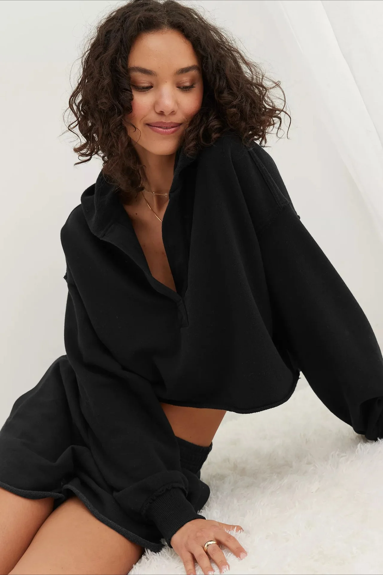 Loose V-neck Fashionable Hoodie - Image 6