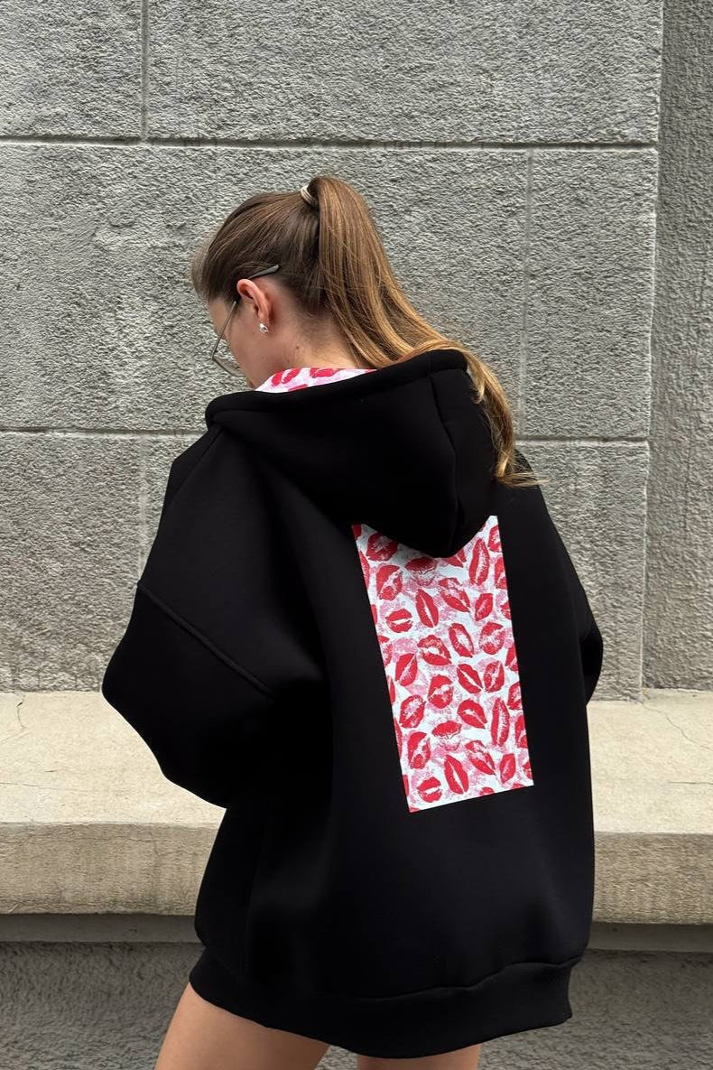 Oversized Boyfriend Lip Print Hoodie - Image 6