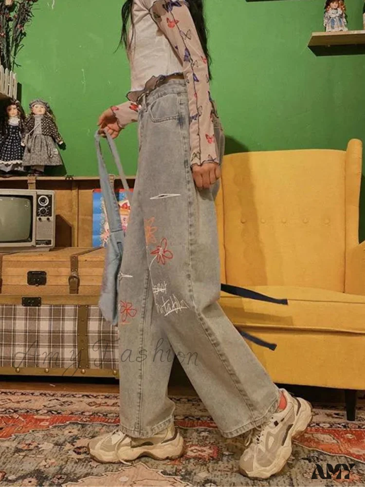 Amy Fashion - Letter Flower Print Ripped Jeans - Image 5