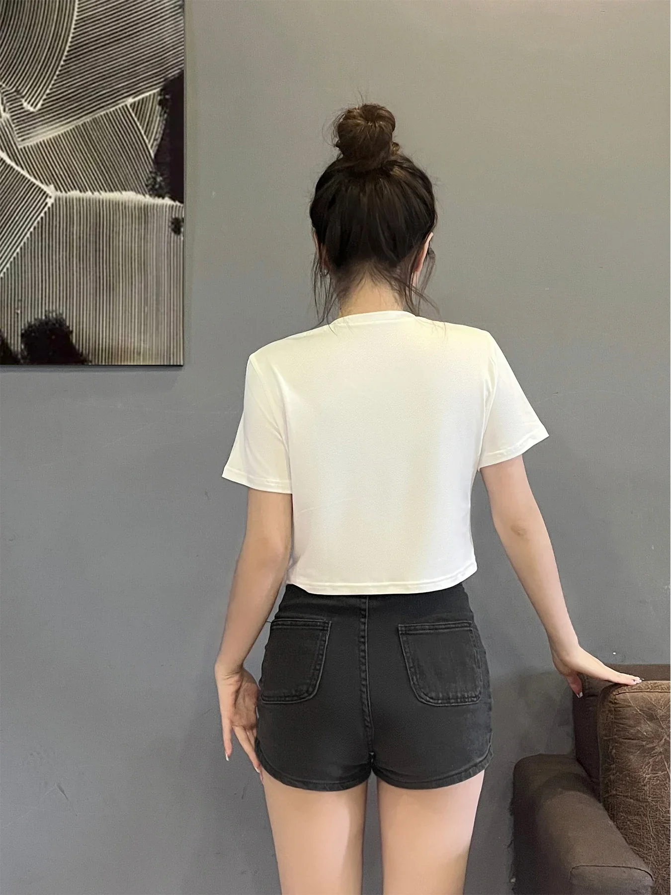 Printed Slim Exposed Crop Fit T-shirt - Image 2